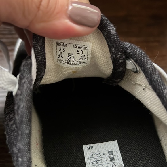 Vans size 5 - Picture 4 of 6